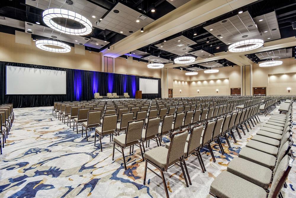 Embassy Suites by Hilton Jonesboro - Arkansas State