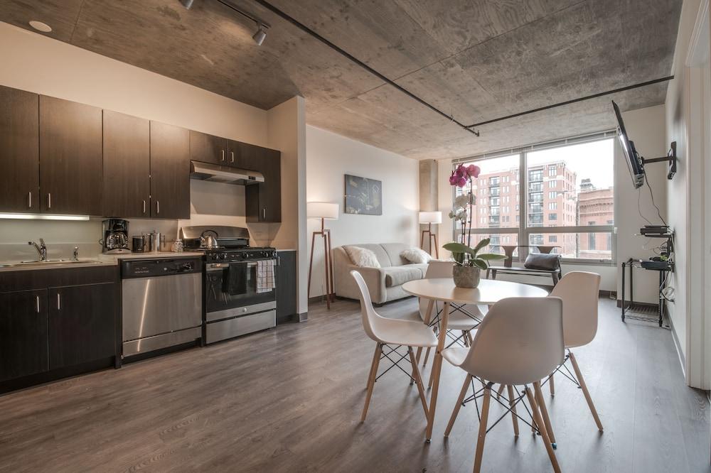 Wrigley Suites