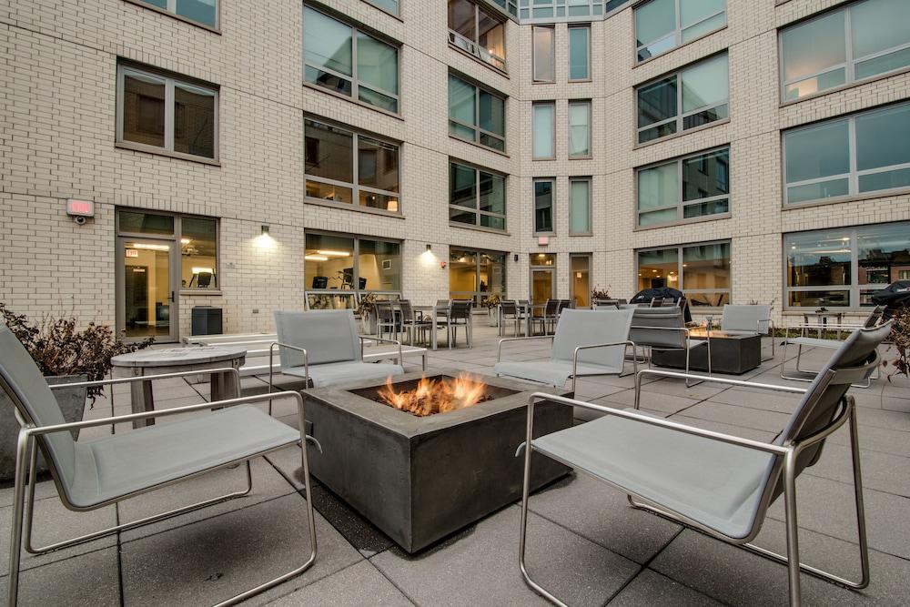 Wrigley Suites