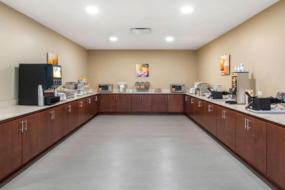 Comfort Inn And Suites Isu