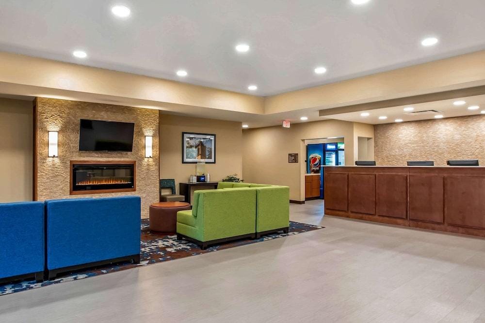 Comfort Inn And Suites Isu