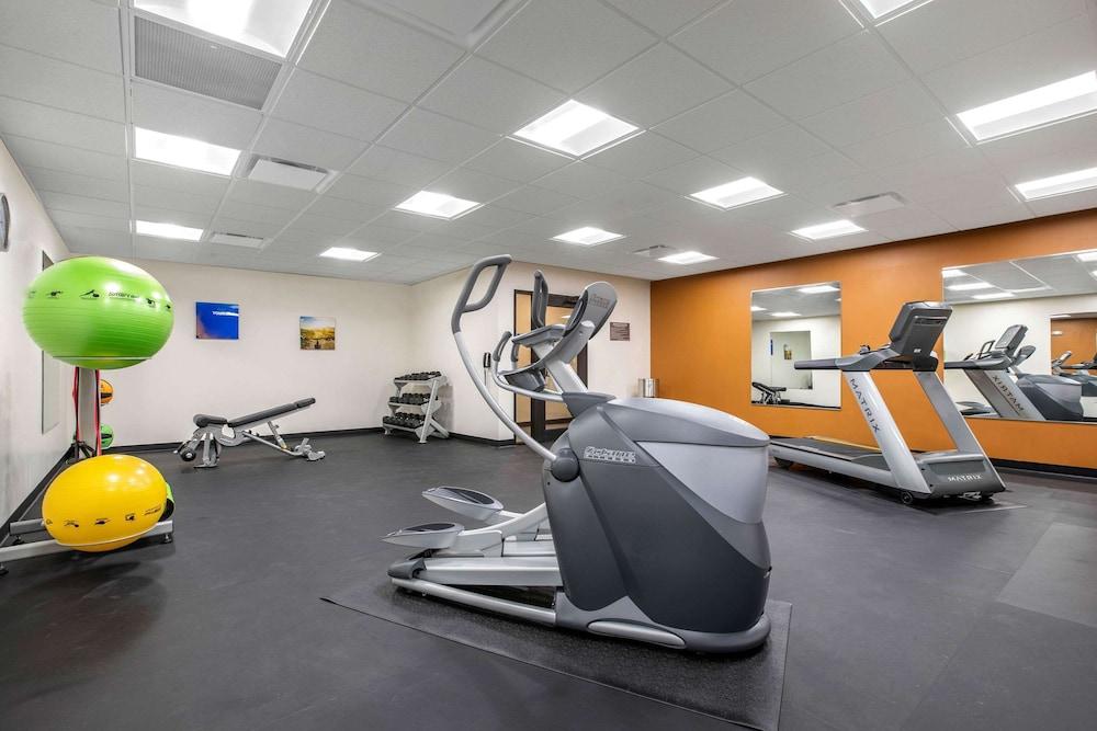 Comfort Inn And Suites Isu