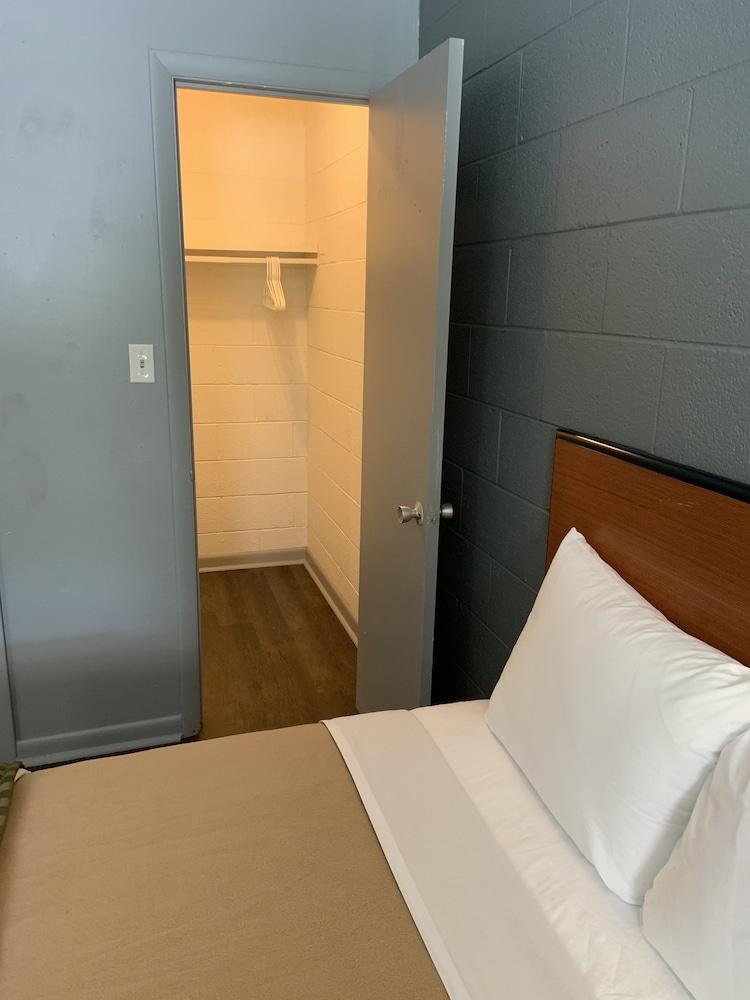 Birchwood Suites
