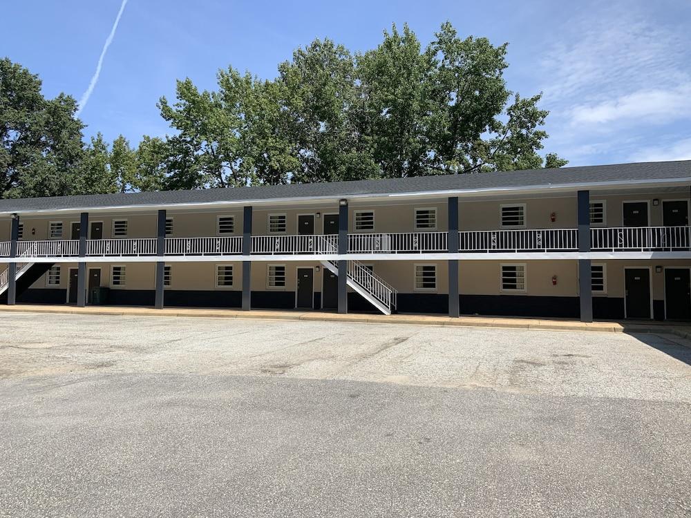 Birchwood Suites