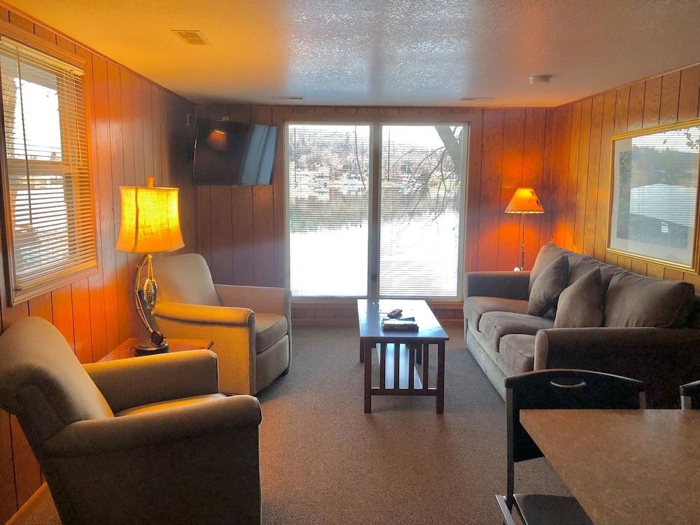 Point View Resort
