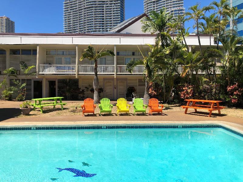 Pagoda Waikiki