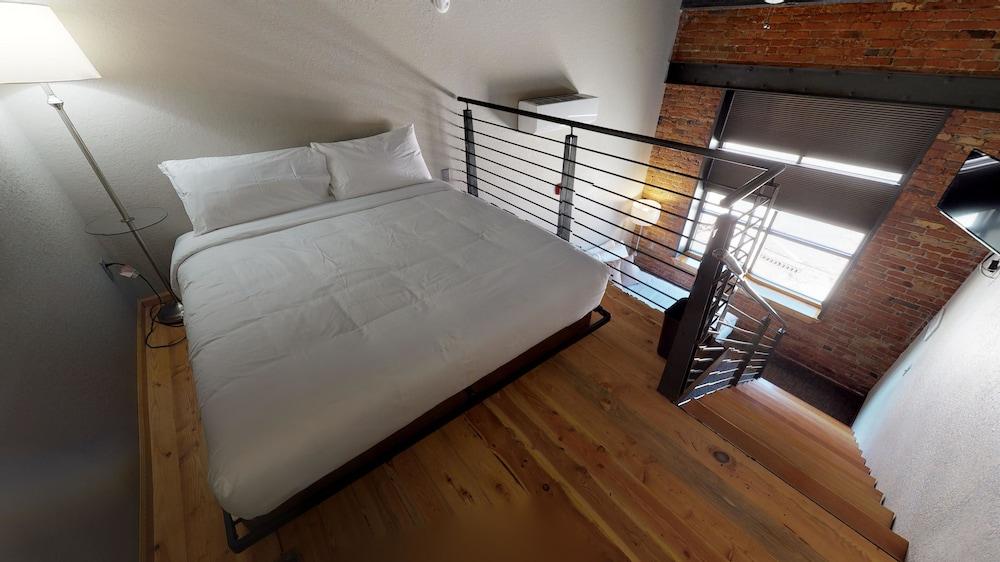 The Hotel Sturgis