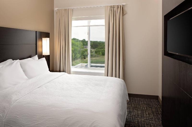 Residence Inn Detroit Farmington Hills