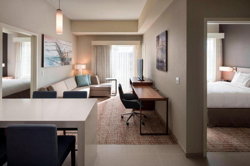 Residence Inn Detroit Farmington Hills