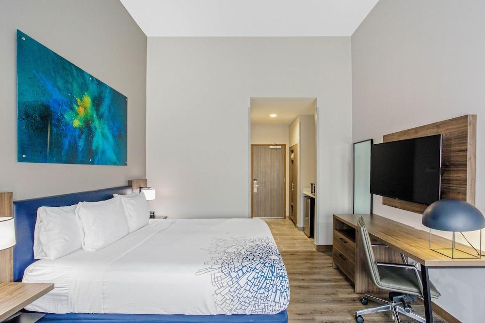 La Quinta Inn & Suites by Wyndham Miramar Beach