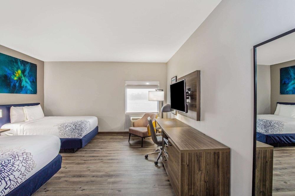 La Quinta Inn & Suites by Wyndham Miramar Beach