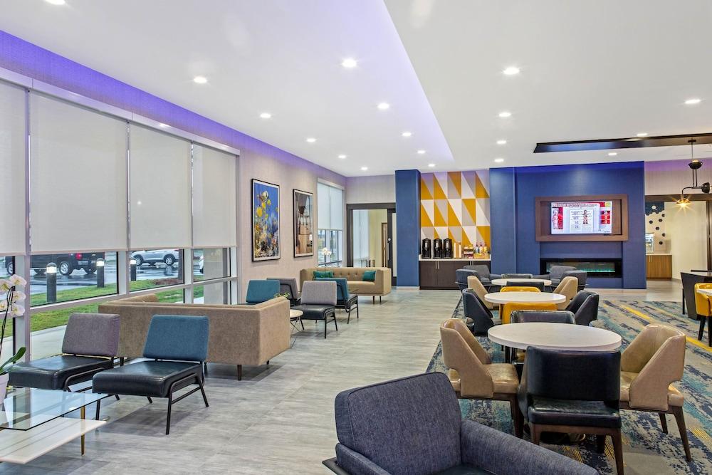 La Quinta Inn & Suites by Wyndham Miramar Beach