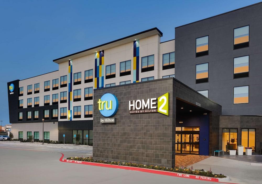 Tru by Hilton Euless DFW West
