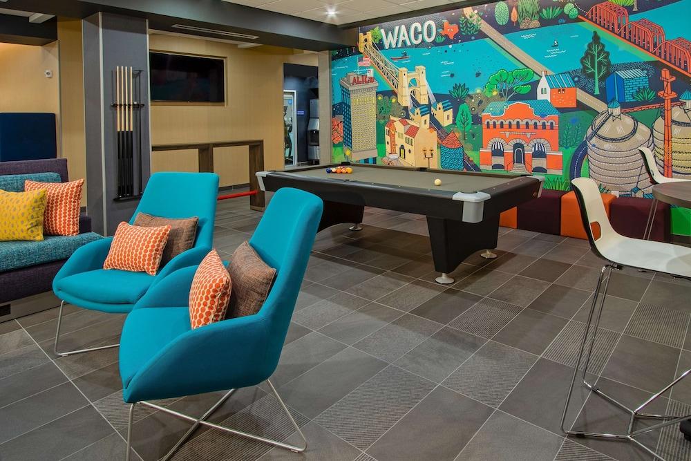 Tru by Hilton Waco South