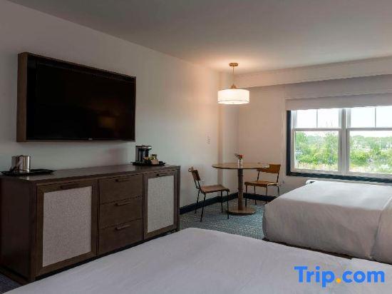 Hotel Canandaigua, Tapestry Collection by Hilton