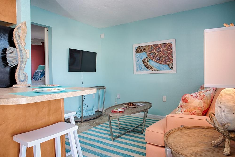 Coco Sands Beachside Cottages