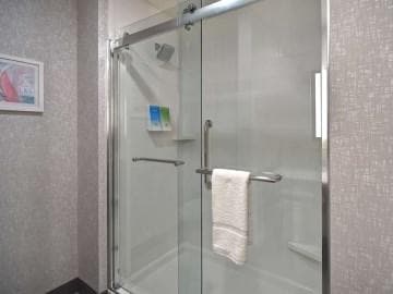 Hampton Inn & Suites Las Vegas Convention Center