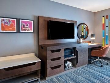 Hampton Inn & Suites Las Vegas Convention Center