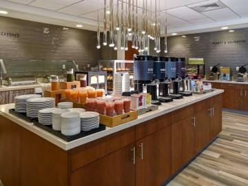 Hampton Inn & Suites Las Vegas Convention Center