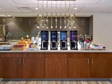 Hampton Inn & Suites Las Vegas Convention Center