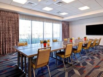 Hampton Inn & Suites Las Vegas Convention Center