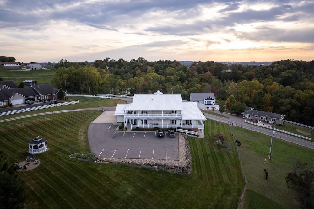 Hillside Inn