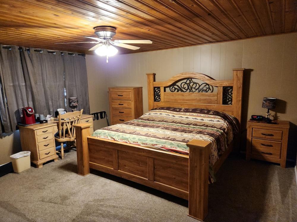 Eagle Nest Fly Shack & Lodge