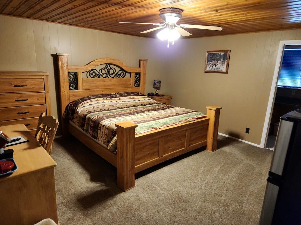 Eagle Nest Fly Shack & Lodge