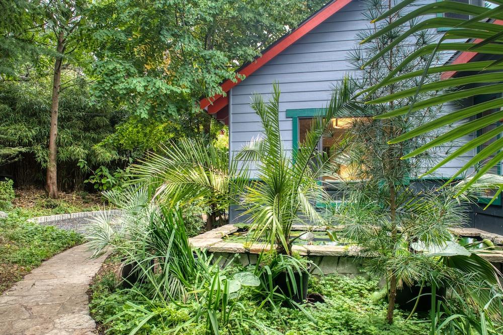Sehome Garden Inn