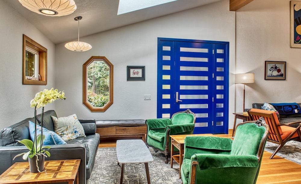 Sehome Garden Inn