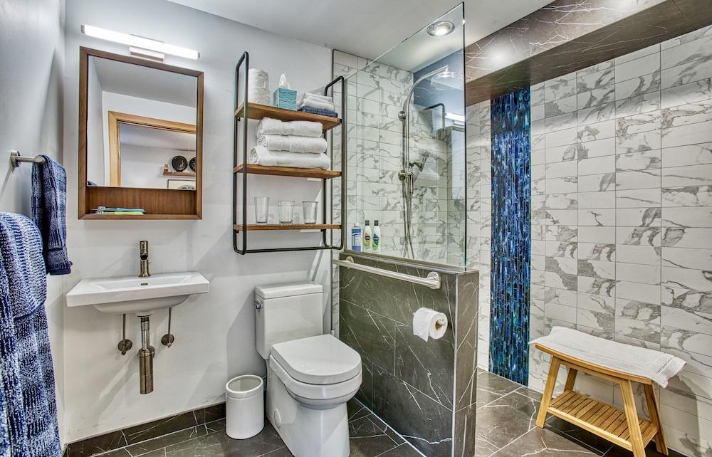 Sehome Garden Inn