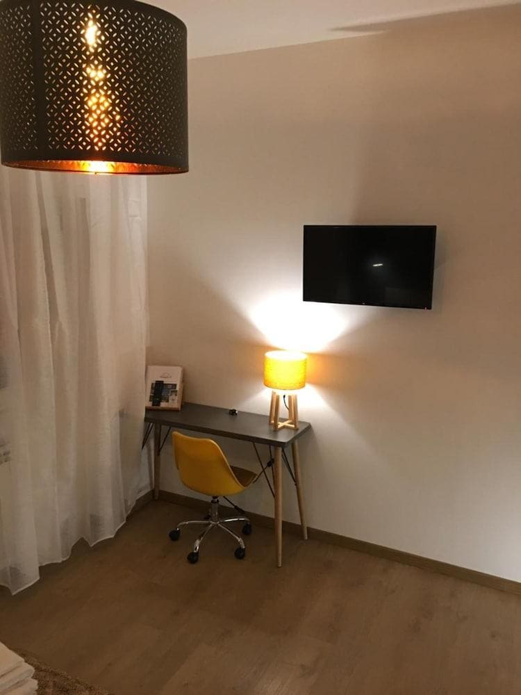 Verrazzano 37 Guest House