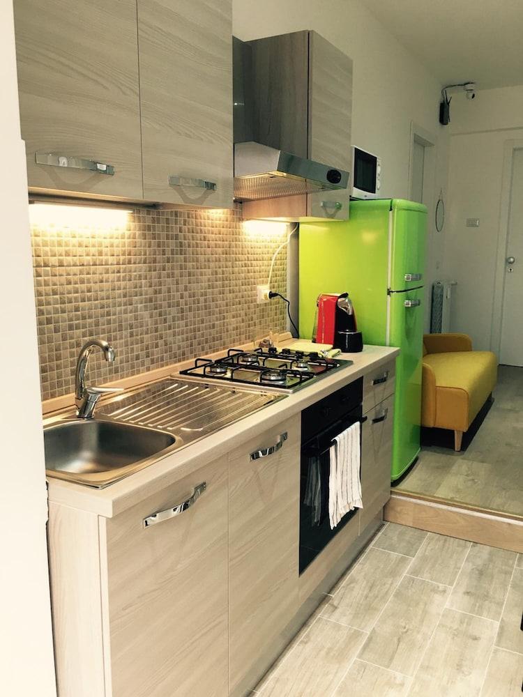 Verrazzano 37 Guest House