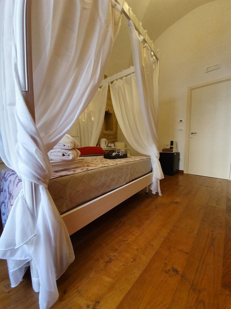 Le Nicchie Luxury Rooms
