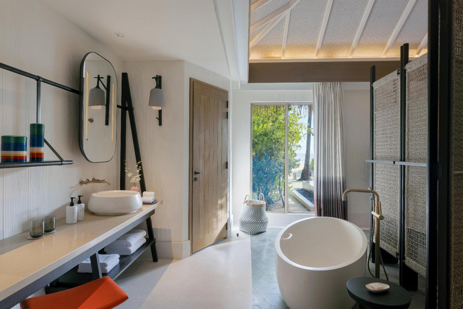Intercontinental Maldives Maamunagau