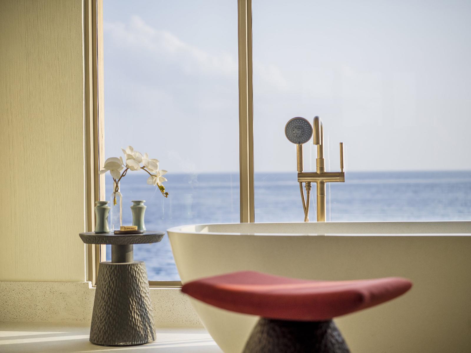 Intercontinental Maldives Maamunagau