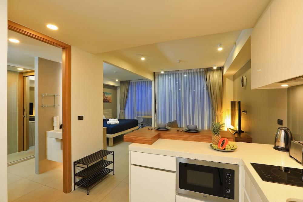 Oceanstone by Holy Cow