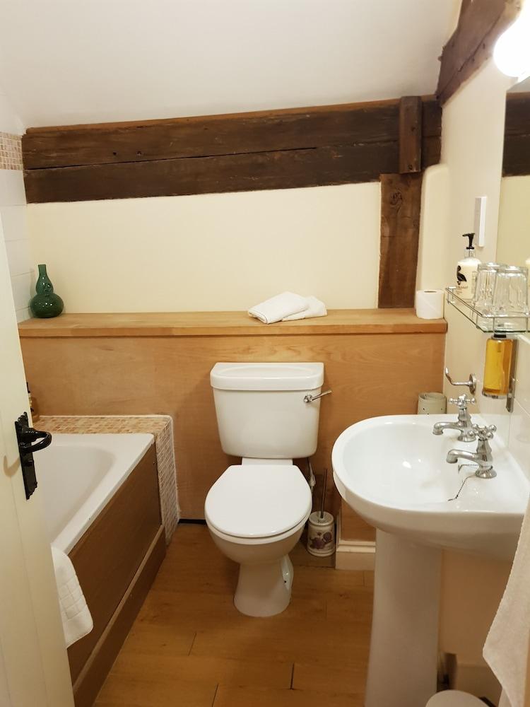 The Fat Fox Inn