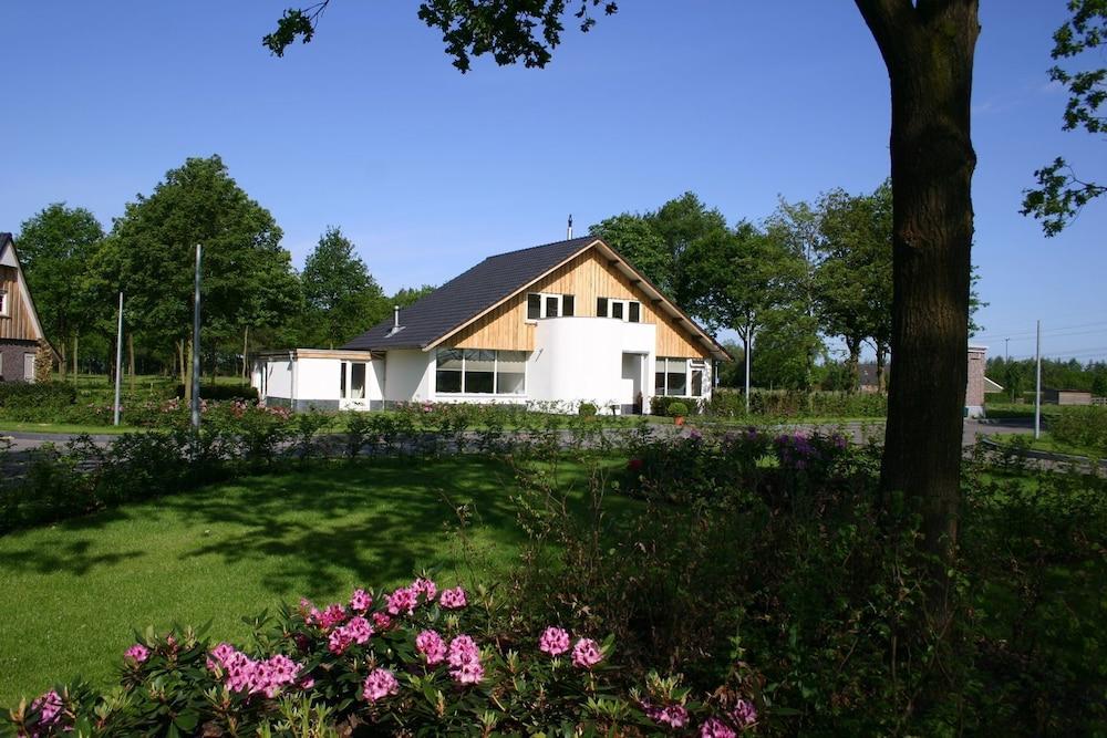 Hof Van Salland