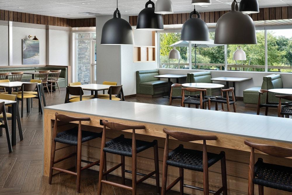 Fairfield Inn & Suites by Marriott South Kingstown Newport Area