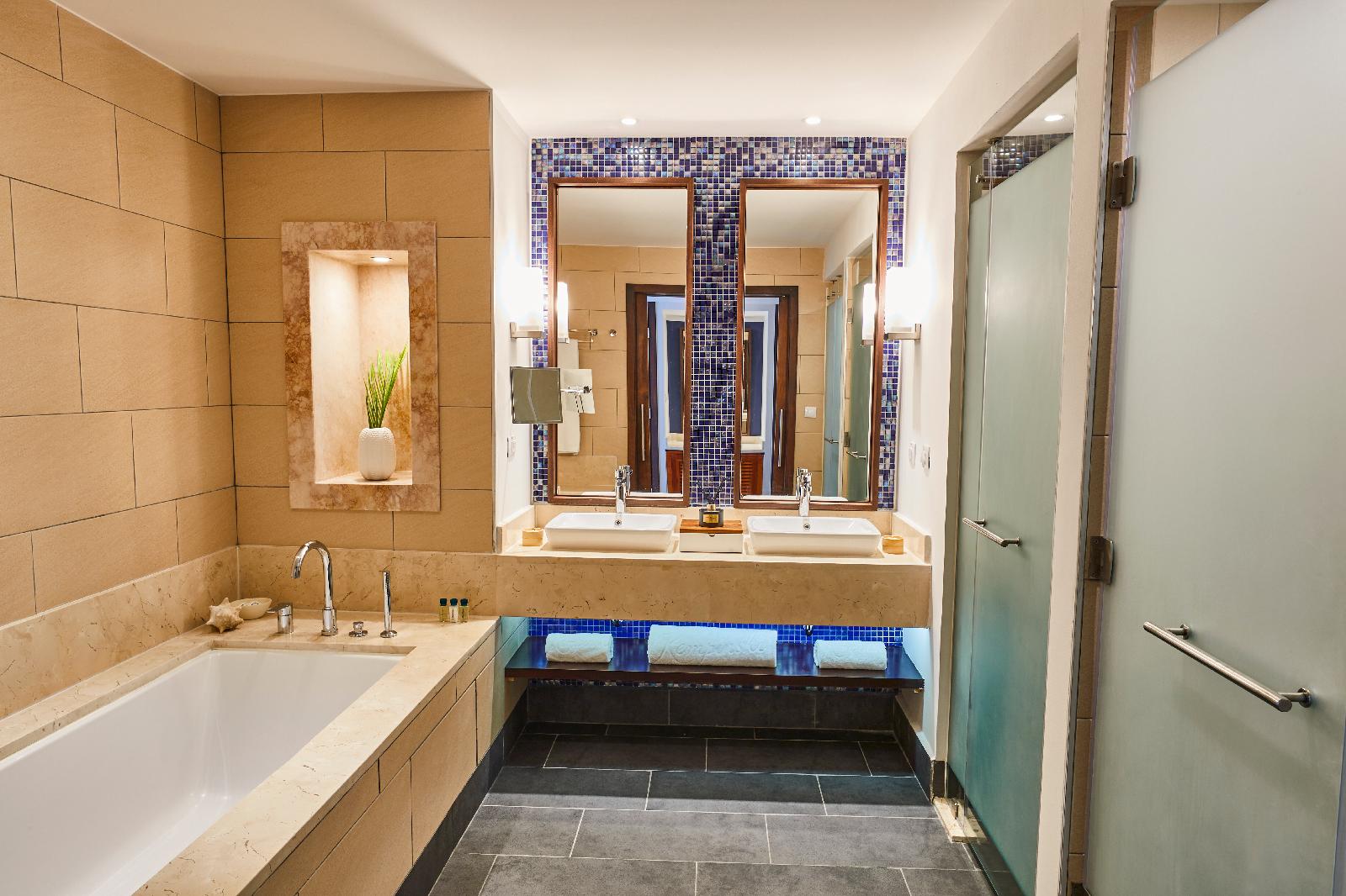 Playa Luxury Cayo Guillermo