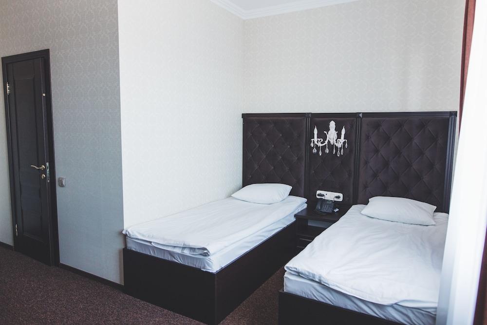 Oscar Hotel