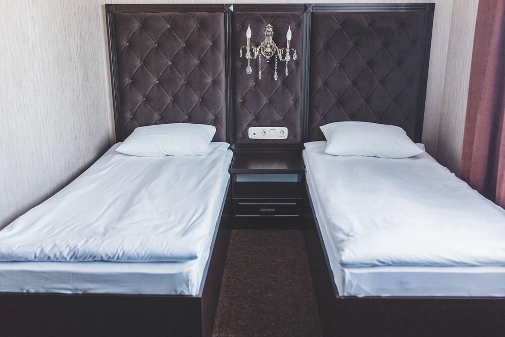 Oscar Hotel