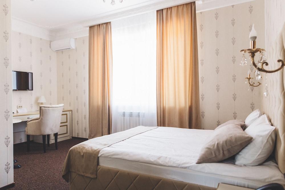 Oscar Hotel