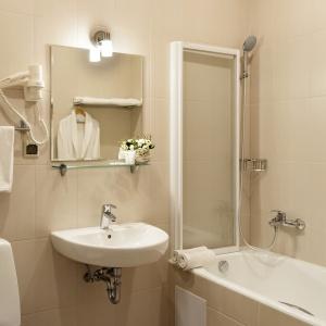 Hotel Stary Dvorik Na Orlovskoy