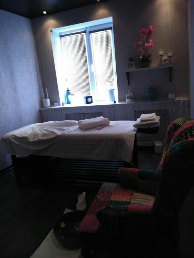 A-Rooms