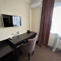 Oscar Hotel