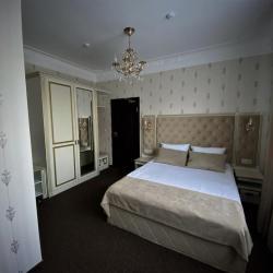 Oscar Hotel