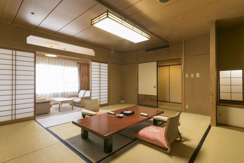Isawa Tokiwa Hotel