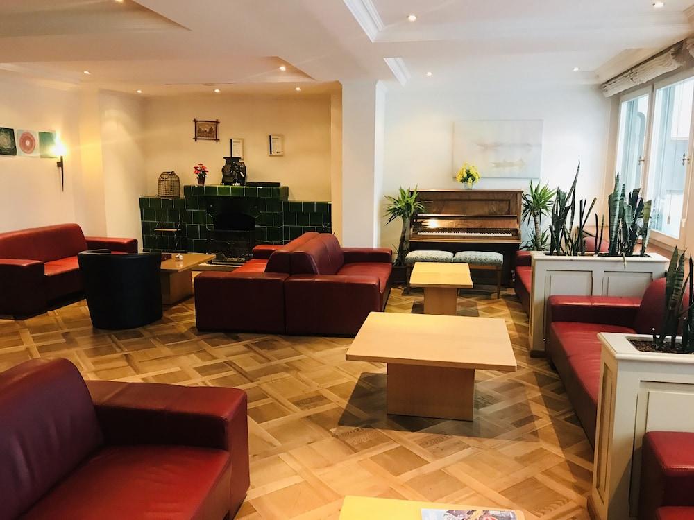 Park Hotel Bellevue Lenk